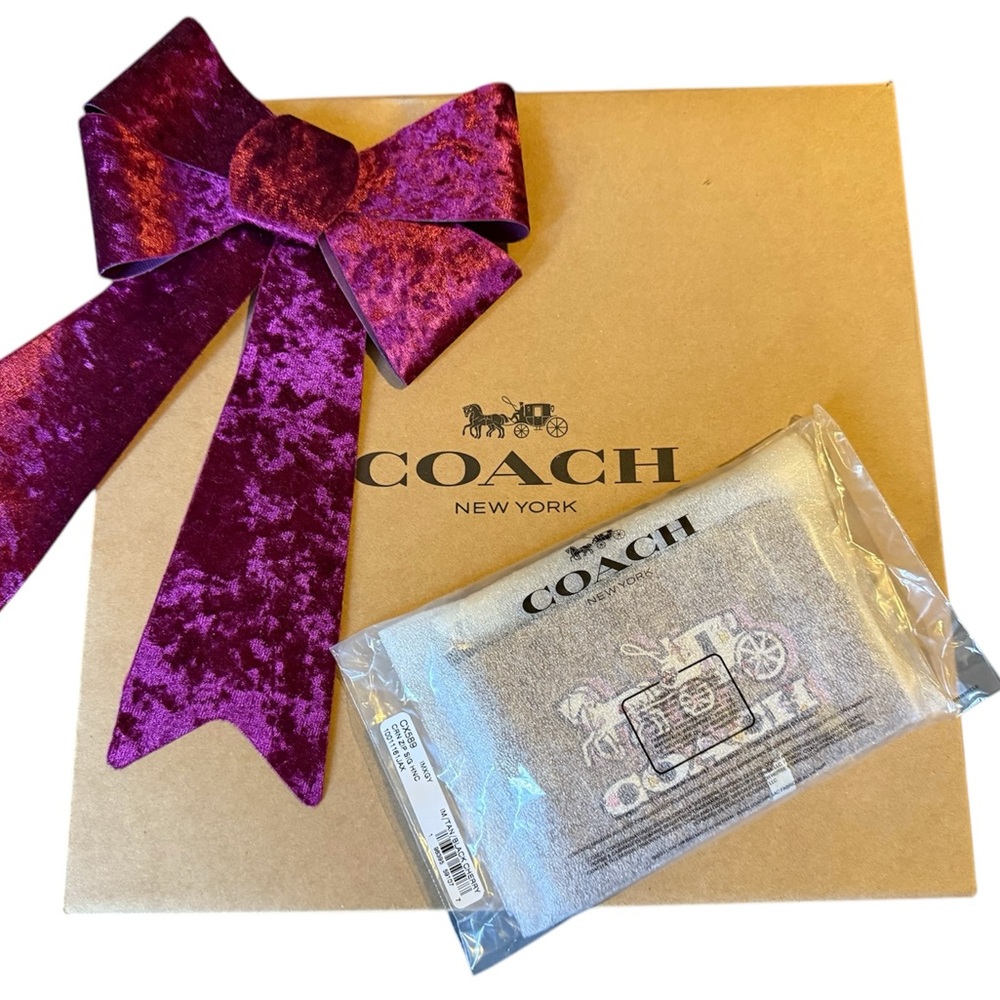 Coach Corner Zip Wristlet In Signature Canvas With Horse And Carriage Print 🆕 - Picture 2 of 5